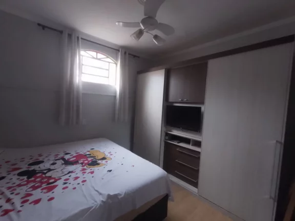 Imagem Casa à Venda na Lagoa BH: 5 Quartos, 2m², R$430.000