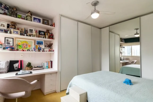 Imagem Apartamento Jardim Paulista - 256M², 3 Dorms, 1 Suíte, 3 Vagas, Armários.