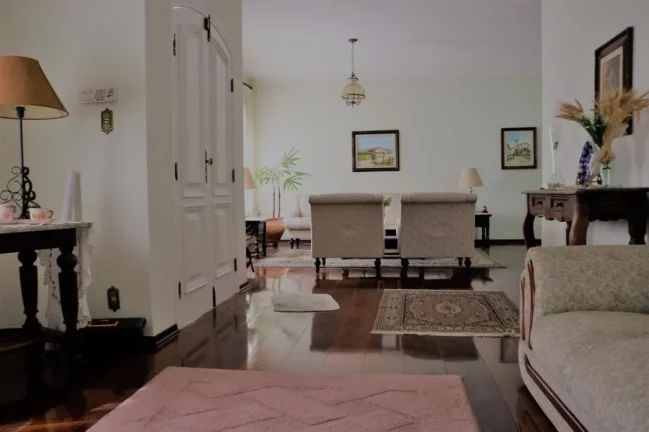 Imagem Casa a Venda em Tatuí no Jardim São Paulo, pode ser para fins comercial ou Residencial