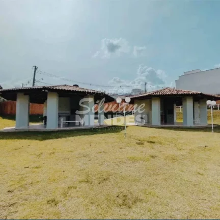 Imagem Casa com 2 suítes no condomínio Horto Florestal 3