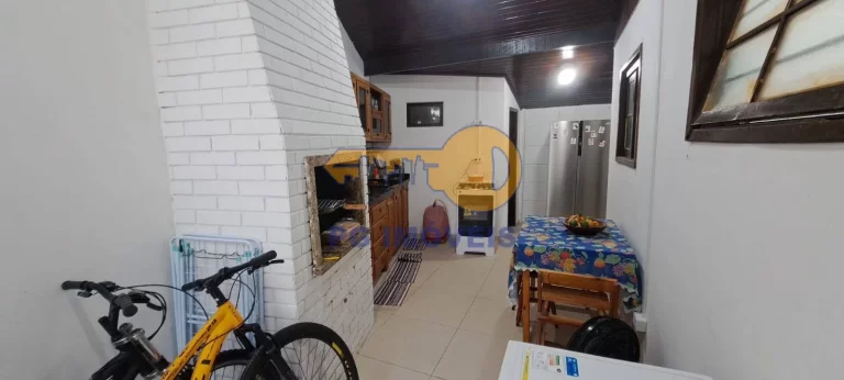 Imagem CASA 3 DORMITÓRIOS NO BALNEÁRIO CANOAS