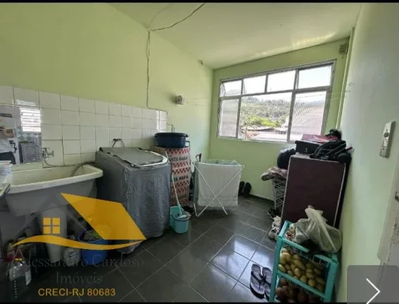 Imagem Vendo Apartamento no Prado com 2 quartos e Garagem
