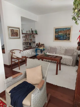 Imagem Casa à venda em condomínio, com 260m² de área construída e excelente localização, ao lado do ...