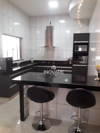 Imagem Casa com 3 dormitórios à venda, 381 m² por R$ 890.000,00 - Ernestina Borges de Andrade - Itumbiara/GO