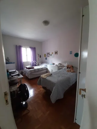 Imagem Casa térrea, com edícula, localizada no pitoresco Jardim Eulina, em Campinas! Com três quartos, s...