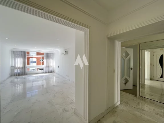 Imagem Apartamento aluguel 3 quartos a 1 quadra da praia no Gonzaga - Santos/SP
