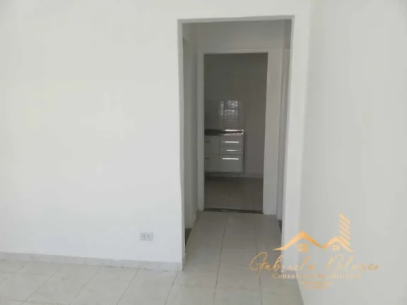 Imagem Apartamento Reformado à Venda: Charme e Conforto Próximo à Praia