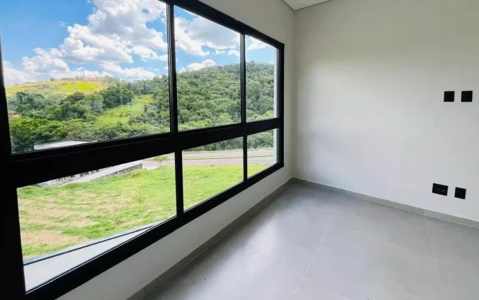 Imagem CASA DOS SEUS SONHOS EM CONDOMÍNIO FECHADO  ATIBAIA!