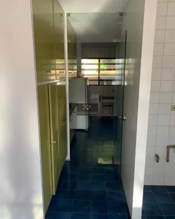 Imagem CAMPO BELO NOBRE CASA COM 310,00 M CONSTRUÍDOS TERRENO 750,00 M 3 DORMITÓRIOS 1 DELES SUÍTE 3 SALAS LAVABO COPA COZINHA PISCINA 4 VAGAS