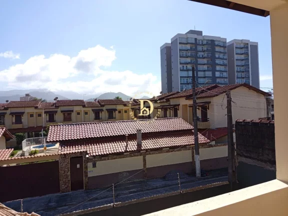 Imagem Sobrado em Caraguatatuba - Indaiá - 3 dormitórios (1 suíte) - 212m²