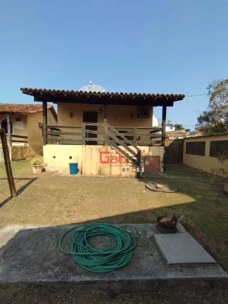 Imagem Casa com 3 dormitórios à venda, 130 m² por R$ 440.000 - Balneário São Pedro - São Pedro da Aldeia/RJ
