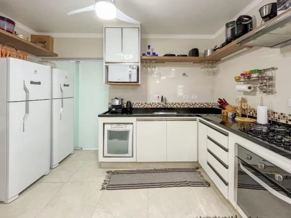 Imagem Impecável apartamento à venda em Riviera de São Lourenço Módulo 06: 3 quartos, 2 suítes, 2 salas, 2 vagas, 145,28m² de área.