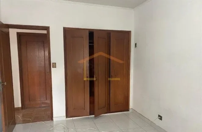 Imagem Apartamento 3 dormitórios, sendo 1 suíte com armários, 2 banheiros, cozinha ampla, com armários,...