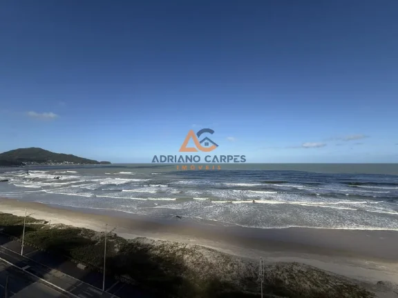 Imagem Cobertura duplex com 271m² de área privativa e 4 suítes, frente mar na Praia do Gravatá em Navegantes - Adriano Carpes Imóveis vende!