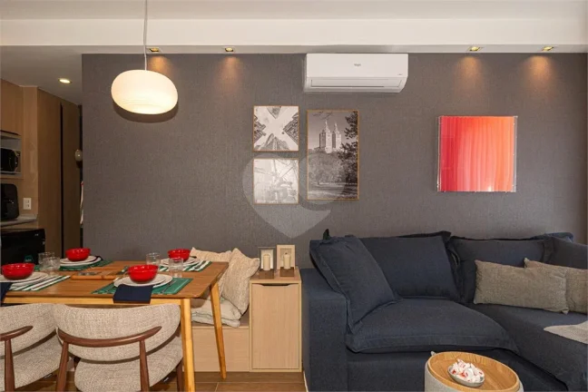 Imagem Apartamento para alugar com 2 quartos no condomínio Helbor B Liv Broklin, São Paulo - SP
