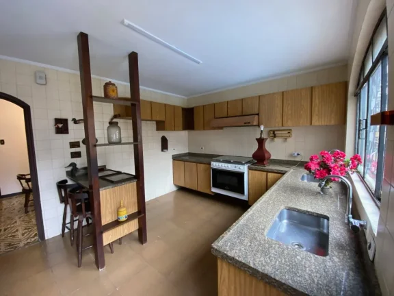 Imagem Casa a venda em Santos, sobrado, com piscina, perto do Orquidário e da praia