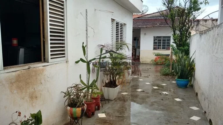Imagem Casa-Terrea-para-Venda-em-Vila-Alves-Guaratingueta-SP