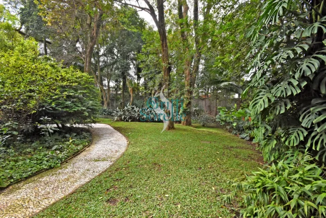 Imagem Casa/Terreno à Venda em Cidade Jardim - São Paulo/SP.