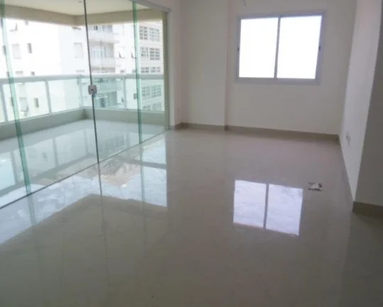 Imagem Apartamento à venda no Guarujá na Praia das Pitangueiras.