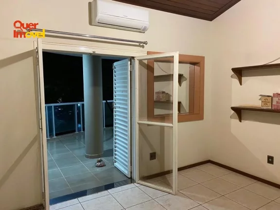 Imagem Espaçosa casa em condomínio na Ribeirânia, Ribeirão Preto-SP: 5 quartos, 3 suítes, 2 salas, 6 banheiros, 6 vagas de garagem, 500m².