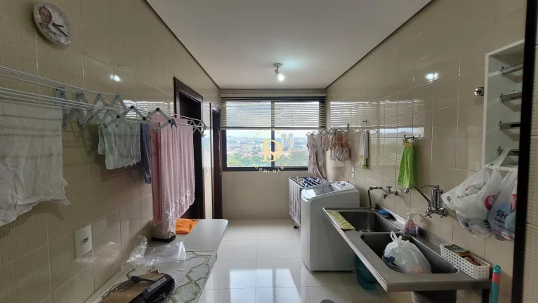 Imagem Apartamento - Edifício Palazzo Ducale - 04 Dormitórios (02 Suítes) - 258m²