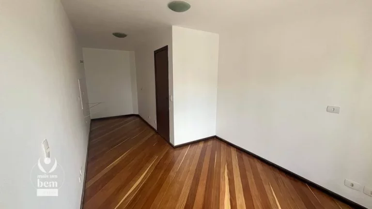 Imagem Sobrado com 5 quartos à venda, 254 m² por R$ 961.000 - Atuba - Curitiba/PR