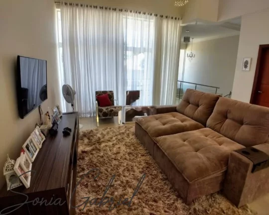 Imagem Venda de Casa em Condomínio em Valinhos-SP 4 Quartos, 4 Suítes, 2 Salas, 4 Banheiros, 6 Vagas de Garagem 340,00m² Imagem Venda de Casa em Condomínio em Valinhos-SP 4 Quartos, 4 Suítes, 2 Salas, 4 Banheiros, 6 Vagas de Garagem 340,00m²