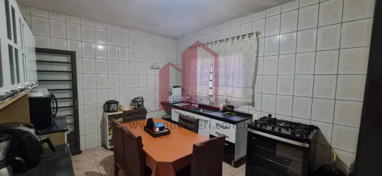 Imagem Imperdível oportunidade de adquirir casa a venda no Jardim Alegria, Francisco Morato-SP! 2 quartos, 1 sala, 2 vagas de garagem.