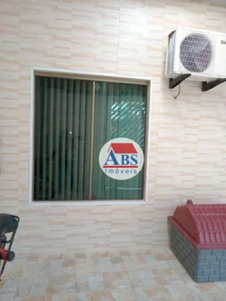 Imagem Sobrado com 3 dormitórios à venda, 208 m² por R$ 410.000,00 - Conjunto Afonso Schmidt - Cubatão/SP