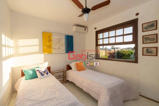 Imagem Casa com 4 dormitórios à venda, 250 m² por R$ 2.650.000,00 - Marina - Armação dos Búzios/RJ