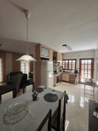 Imagem Casa à venda - Área útil 150 m2 com 2 dormitórios sendo 1 súíte - 2 vagas - Excelente Oportunidade d