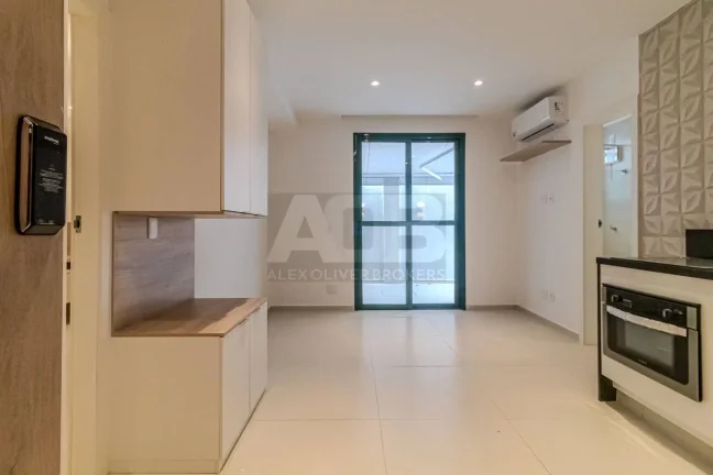 Imagem Apartamento à venda em Copacabana, 58m2, 1Quarto, sala, na Délcio Valadares