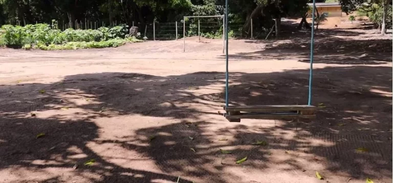 Imagem ENORME SÍTIO À VENDA EM GUARAPARI !!!