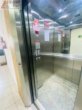 Imagem Apartamento à venda em Praia Grande-SP, bairro Ocian: 1 quarto, 1 sala, 1 banheiro, 1 vaga, 28m². Venha conferir!