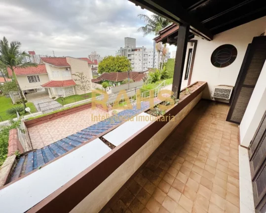 Imagem Casa à venda no Bairro Bom Retiro, Joinville Ótima casa no Bairro Bom Retiro, com excelente locali...