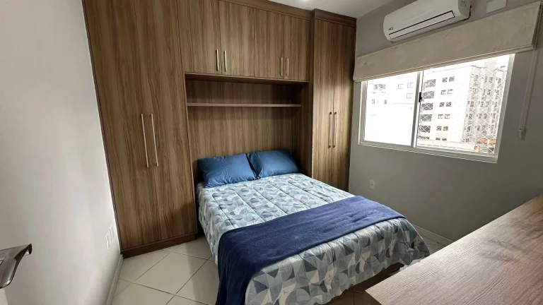 Imagem Apartamento com 3 dormitórios sendo 1 suíte e 1 vaga de garagem em Balneário Camboriú/Sc