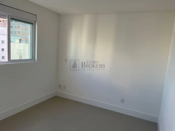 Imagem Apartamento Novo com 3 suítes à venda no Centro de Balneário Camboriú/SC