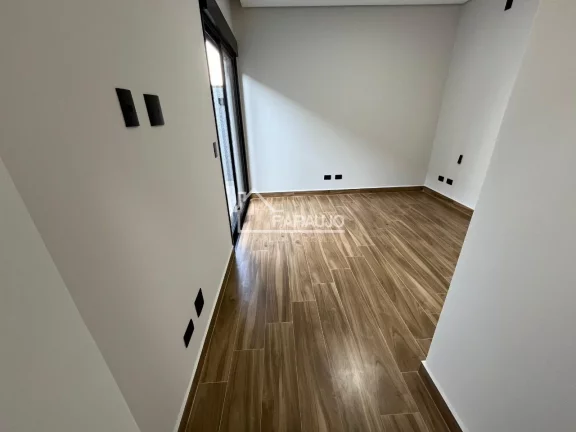 Imagem Casa em Condomínio à venda em Green Valley com 175m² 3 suítes, 4 vagas