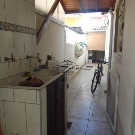 Imagem Casa à venda no bairro Parque do Sol - Guaratinguetá/SP