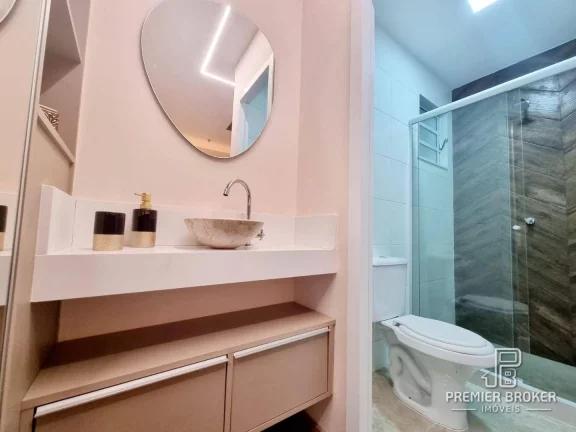 Imagem Apartamento à venda, 54 m² por R$ 283.000,00 - Cascata do Imbuí - Teresópolis/RJ
