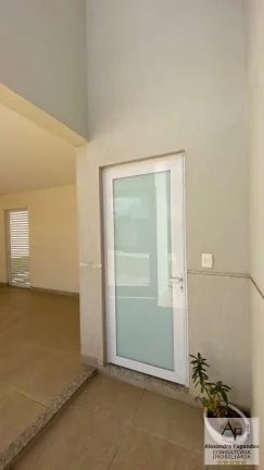 Imagem Sobrado em Condomínio para Venda em Aparecida de Goiânia, Cardoso Continuação, 3 dormitórios, 3 suítes, 4 banheiros, 2 vagas