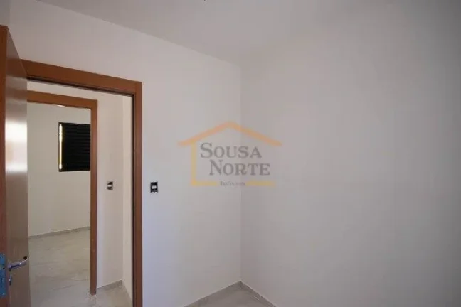 Imagem Apartamento com 44m², dispõe de 2 dormitórios, 1 banheiro, sala dois ambientes, cozinha com gabin...