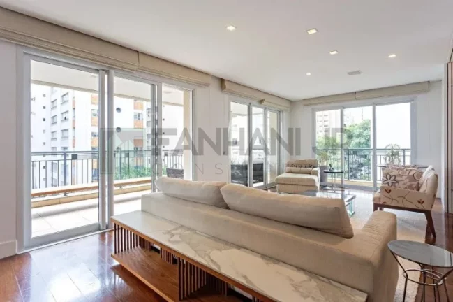 Imagem Apartamento de alto padrão com 4 quartos e 4 vagas no Jardim Paulista, São Paulo-SP - 266m² - Venda ou Locação!