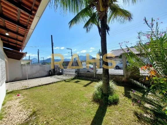 Imagem Você está em busca de um lar acolhedor e tranquilo? Apresentamos a você uma bela casa plana com 3...