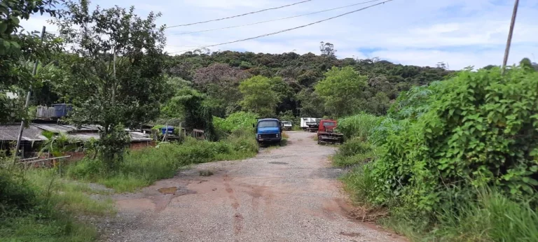 Imagem ÁREA/TERRENO PARA CONSTRUÇÃO DE PRÉDIO E PAVILHÃO\GALPÃO BEM NA DIVISA SANTO ANDRE MAUÁ