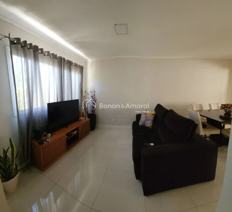 Imagem Casa incrível em condomínio fechado, com 3 quartos, sendo 2 suítes, e um ambiente perfeito para o...