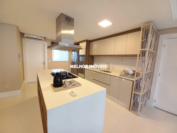 Imagem Apartamento mobiliado á venda com 3 Suítes, 2 vagas de garagem localizado em Balneário Camboriú