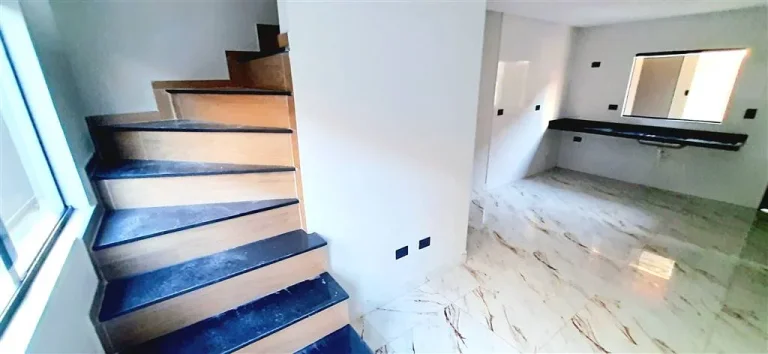 Imagem CASA COM 57.54 m² - AVIAÇÃO - PRAIA GRANDE SP