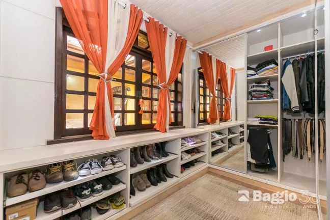 Imagem Casa com Piscina - 2 suites - São José dos Pinhais