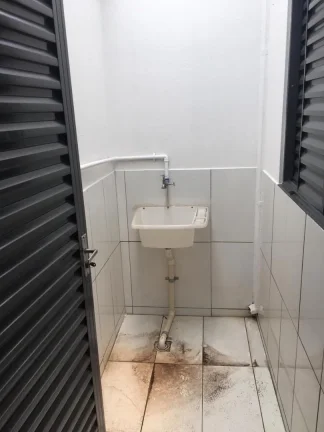 Imagem Excelente casa residencial para locação com ótima localização, 2 dormitórios com ventilador te...